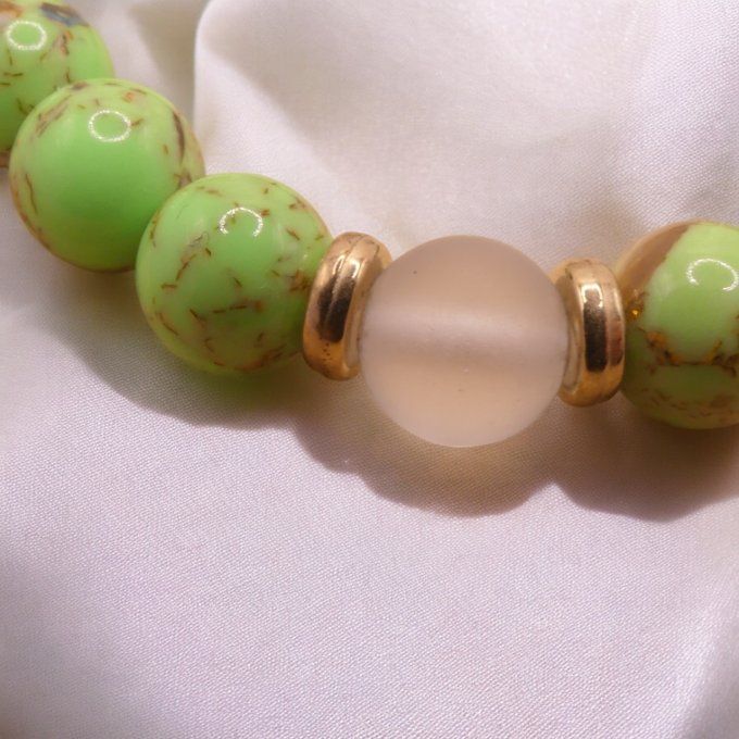 Howlite teintée Verte Cristal de Roche