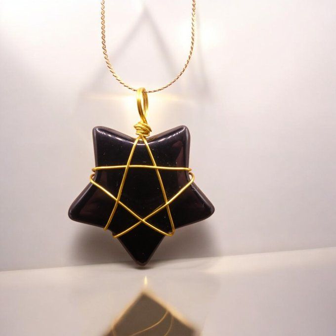 Etoile Obsidienne
